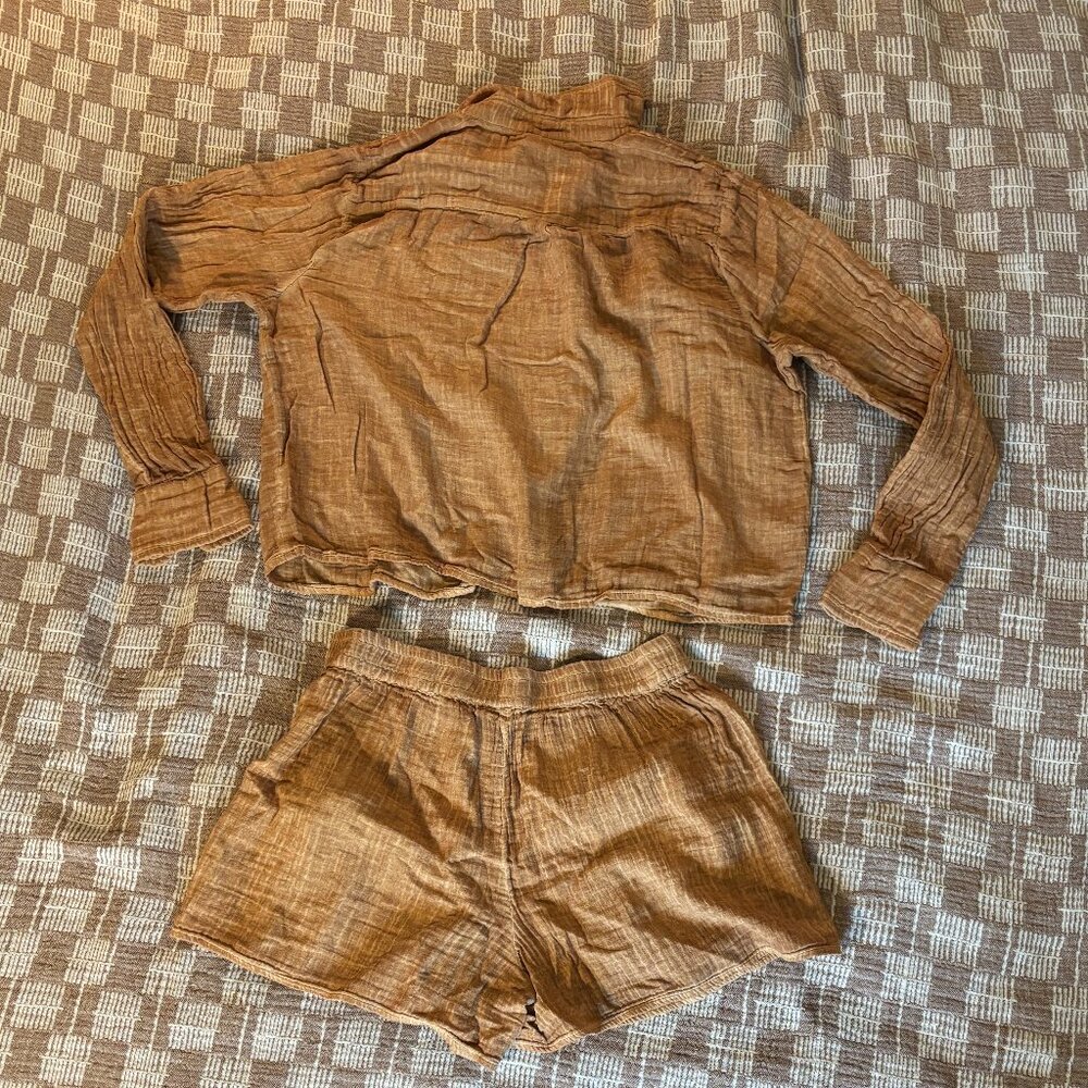 Daily Practice Lounge Set - Picture 2 of 3